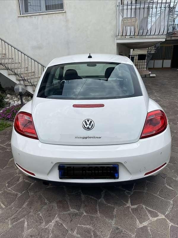 Usata VW Beetle 105 CV (77 kW) 2012 Bianco Utilitaria