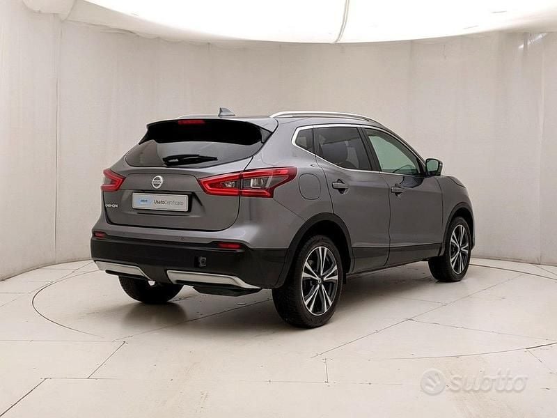 Usata Nissan Qashqai N-Connecta 116 CV (85 kW) 2019 Grigio SUV