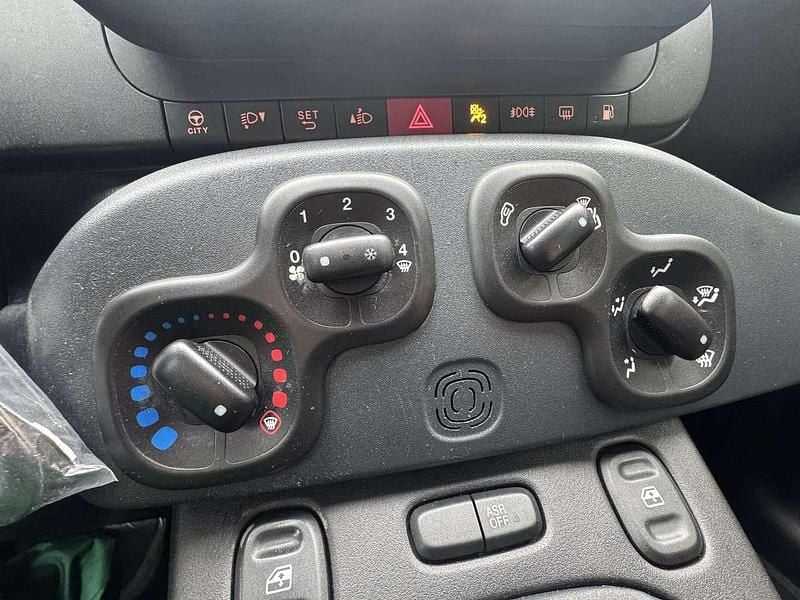 Usata Fiat Panda Lounge 80 CV (58 kW) 2021 Other Utilitaria