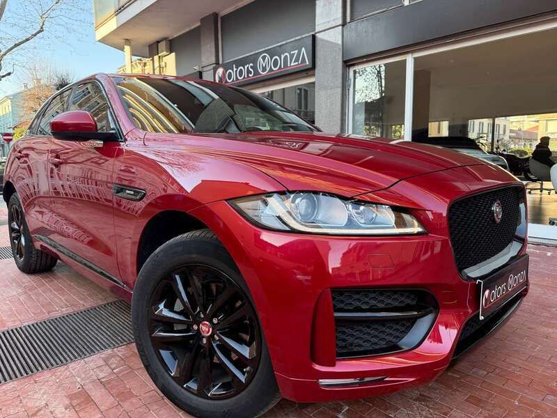 Rosso Usata 2018 Jaguar F-Pace R-Sport SUV | 22.300 € (Cara) - Immagine 1/4