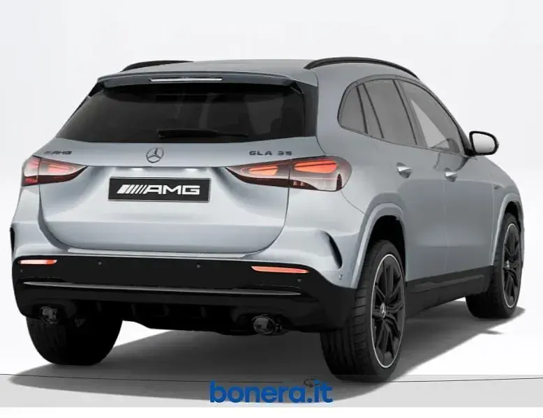 Nuova Mercedes GLA35 AMG Premium 306 CV (225 kW) 2026 Argento SUV