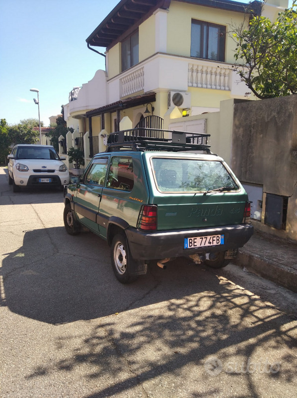 Usato 1999 Fiat Panda 4x4 1.1 Benzin 54 CV (8.000 €)