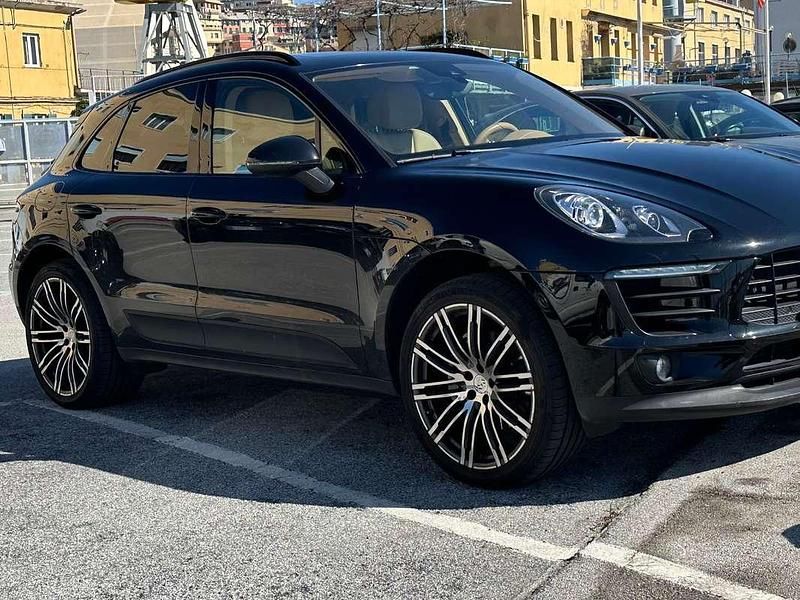 Usata Porsche Macan 250 CV (183 kW) 2016 Nero SUV