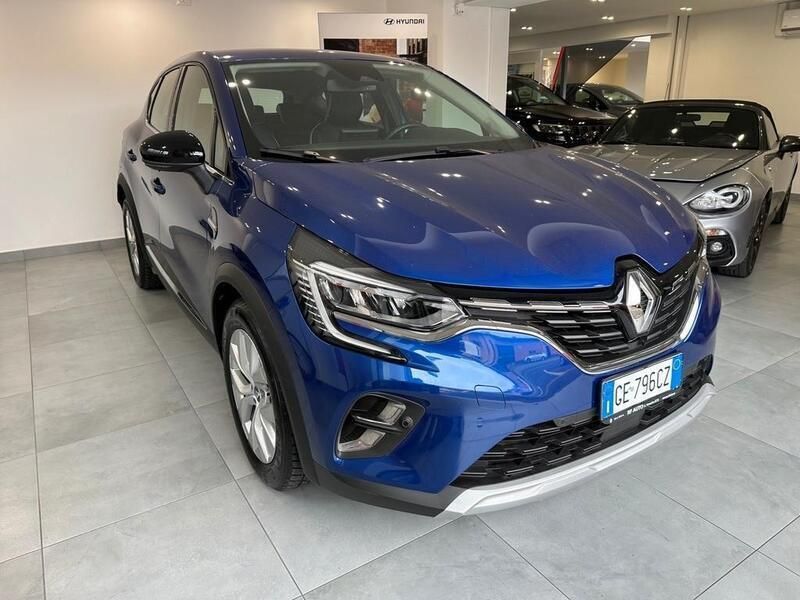 Usata Renault Captur Intens 160 CV (117 kW) 2021 Blu SUV
