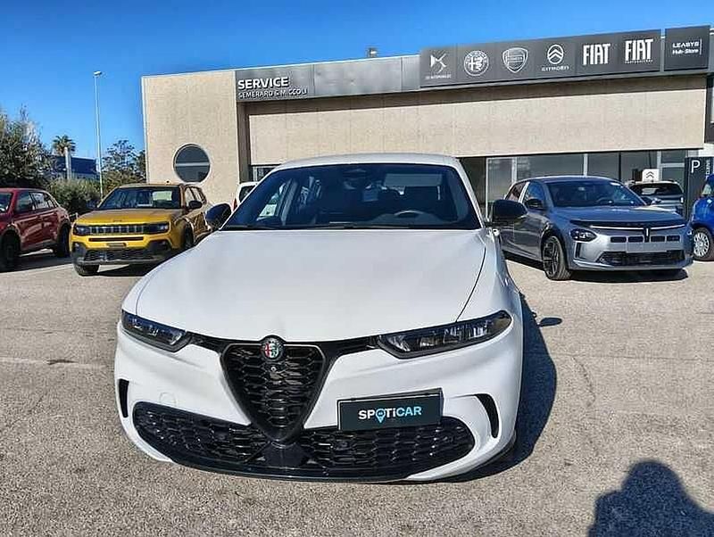 Usata Alfa Romeo Tonale Sprint 131 CV (96 kW) 2023 Bianco SUV