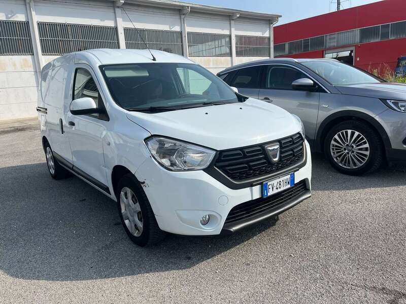 Bianco Usata 2019 Dacia Dokker Essentiel Furgone | 6900 € (Ottimo prezzo) - Immagine 1/4