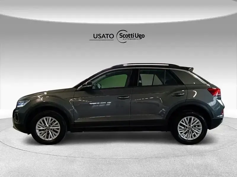 Usata VW T-Roc Life 116 CV (85 kW) 2025 Grigio SUV