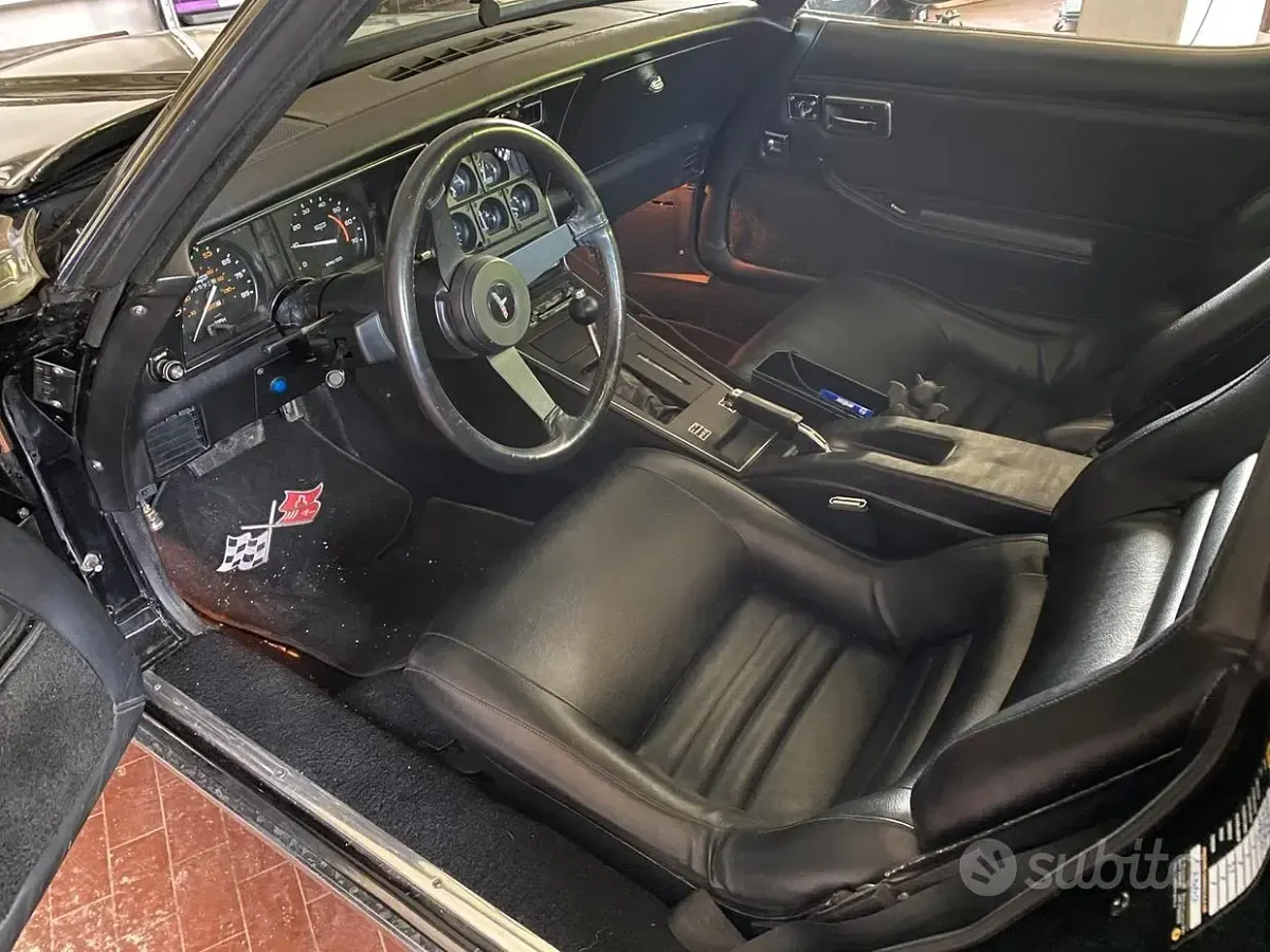 Usata Corvette C3 1980 Nero Cabrio