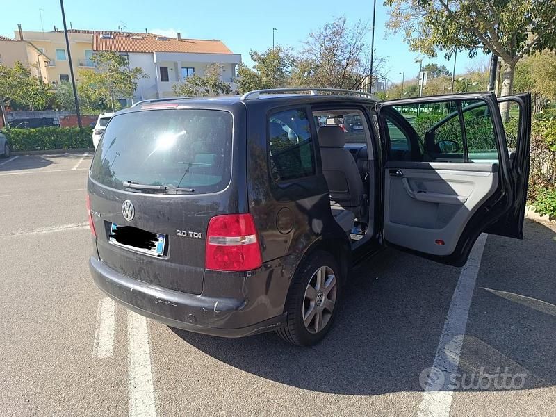 Usata VW Touran 2005 Nero Monovolume