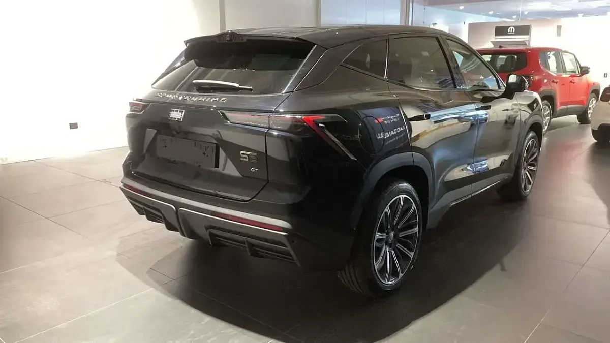Nuova Sportequipe S6 185 CV (136 kW) 2026 Nero SUV