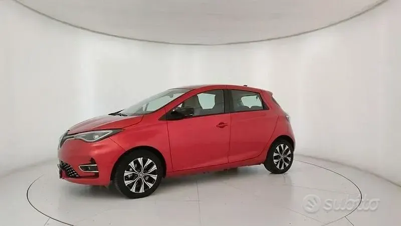 Usata Renault Zoe Evolution 50 kW (69 CV) 2023 Rosso Utilitaria