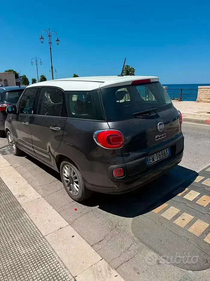 Usata Fiat 500L Living 105 CV (77 kW) 2014 Grigio Monovolume