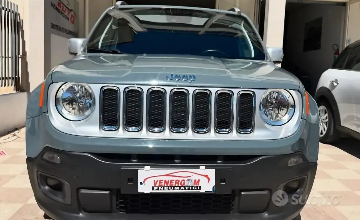 Usata Jeep Renegade Limited 120 CV (88 kW) 2018 Grigio SUV