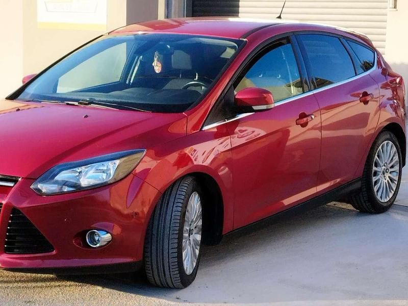 Usata Ford Focus Titanium 116 CV (85 kW) 2011 Bordeux Berlina