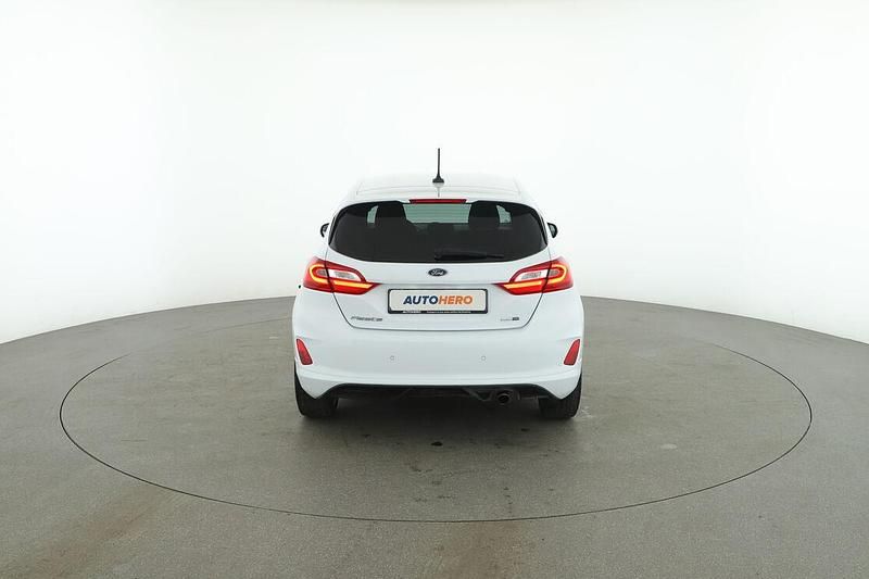 Usata Ford Fiesta ST-Line 125 CV (91 kW) 2020 Bianco Utilitaria