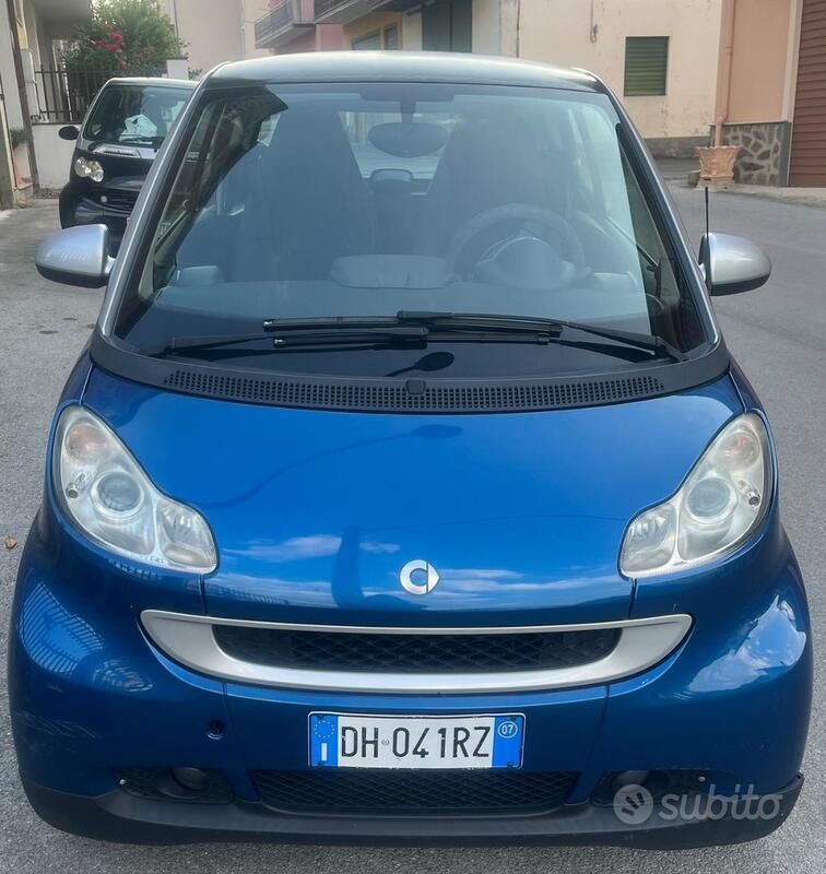 Usata 2007 Smart ForTwo Coupé Utilitaria | 4800 € (Cara) - Immagine 1/4