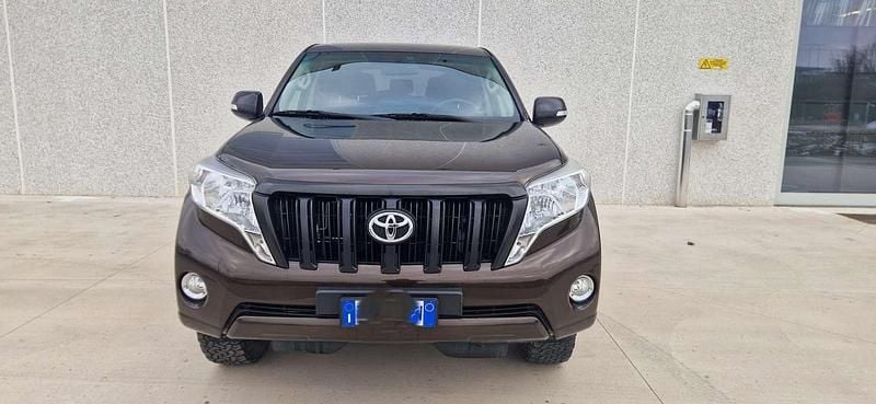 Usata Toyota Land Cruiser 177 CV (130 kW) 2017 Marrone SUV