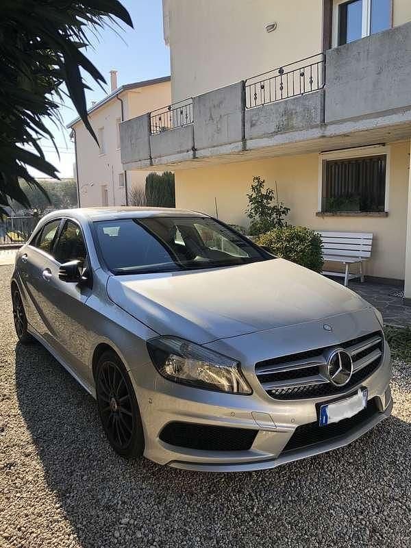 Usata 2014 Mercedes A200 Premium Berlina | 10.000 € (Super prezzo) - Immagine 1/4