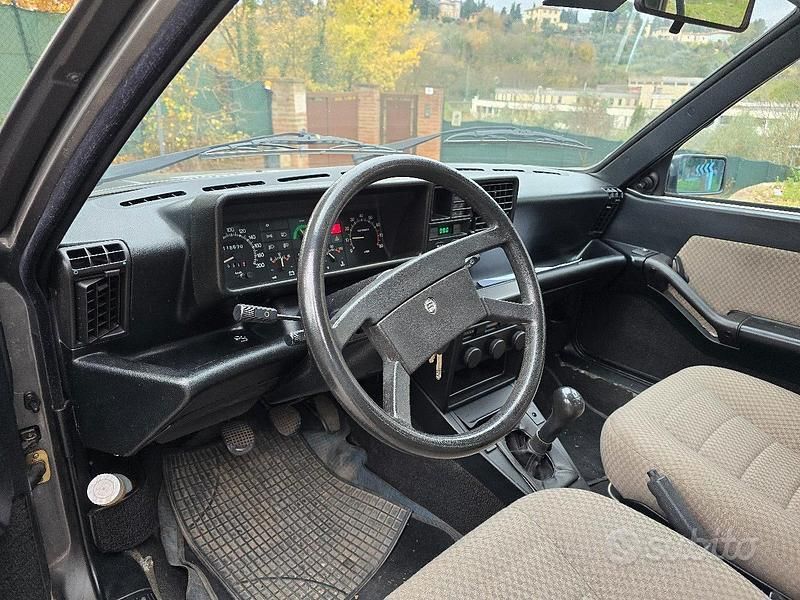 Usata Lancia Prisma 85 CV (62 kW) 1985 Berlina