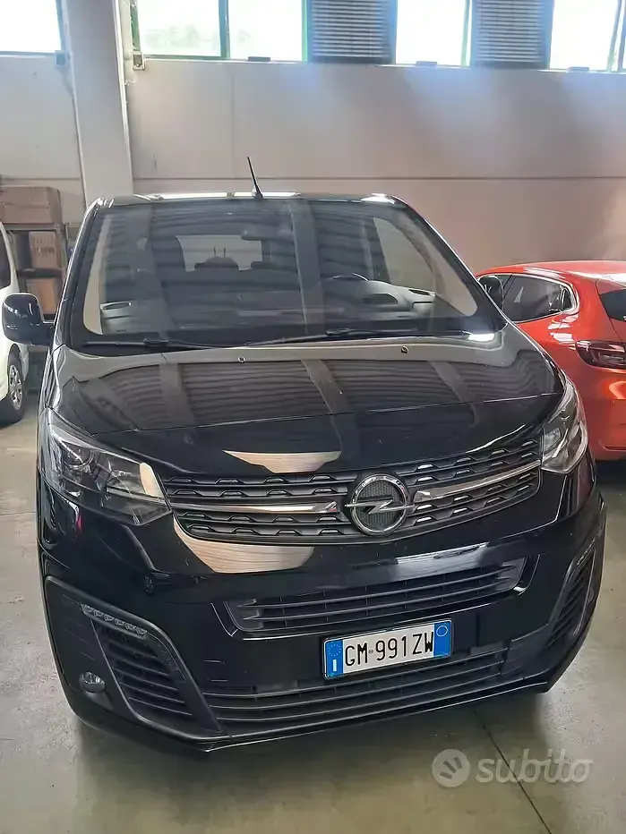 Usata Opel Zafira 177 CV (130 kW) 2025 Nero Monovolume
