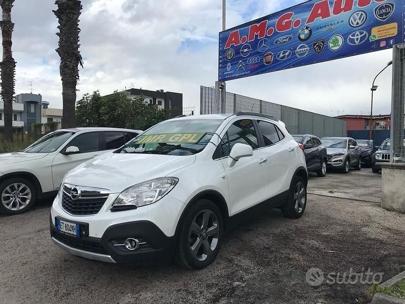 Usata Opel Mokka Cosmo 140 CV (102 kW) 2014 Bianco SUV