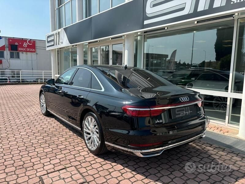 Usata Audi A8 Ambiente 286 CV (210 kW) 2018 Nero Berlina