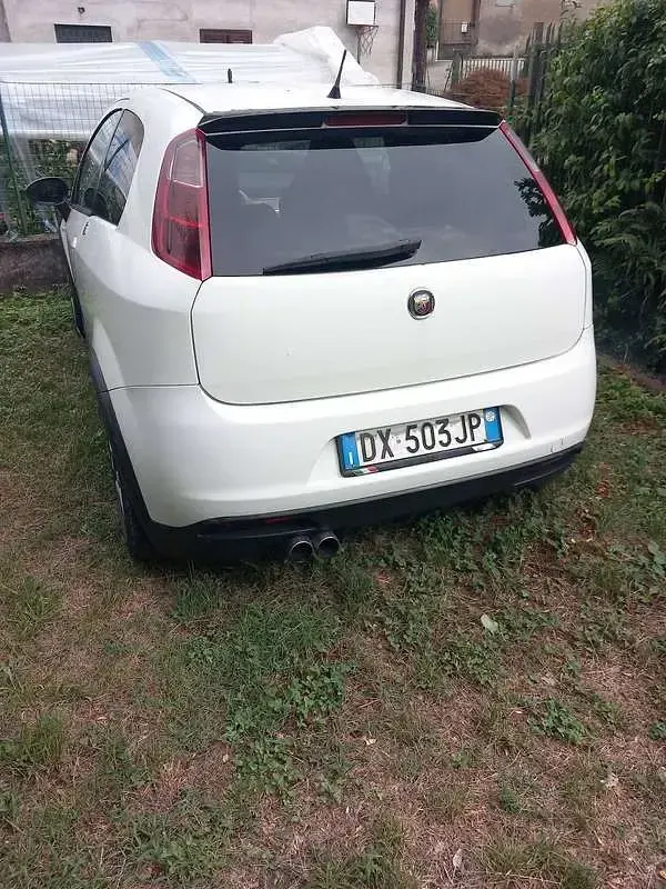 Usata Abarth Grande Punto 155 CV (114 kW) 2009 Utilitaria