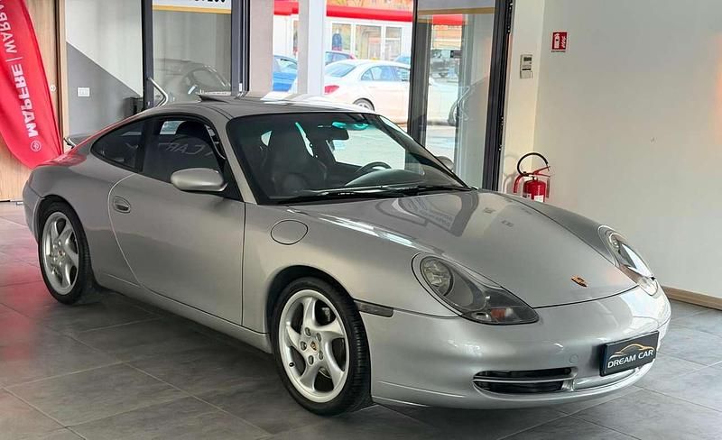 Usata Porsche 911 Carrera 300 CV (220 kW) 1999 Argento Coupé