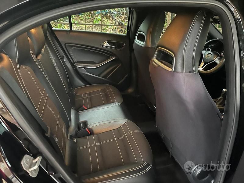Usata Mercedes A180 2015 Nero Berlina