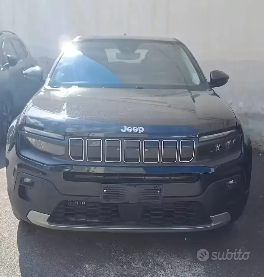 Usata Jeep Avenger 101 CV (74 kW) 2024 Nero SUV