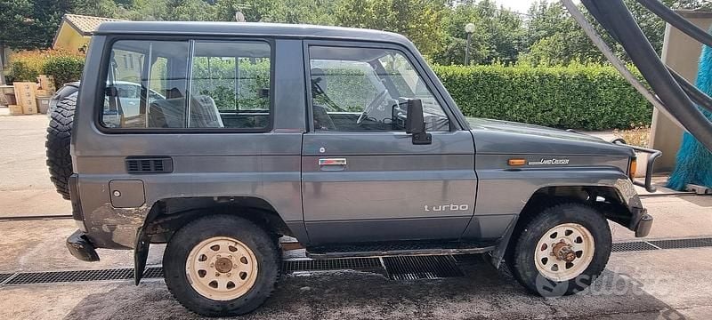 Usata Toyota Land Cruiser 1988 Grigio SUV