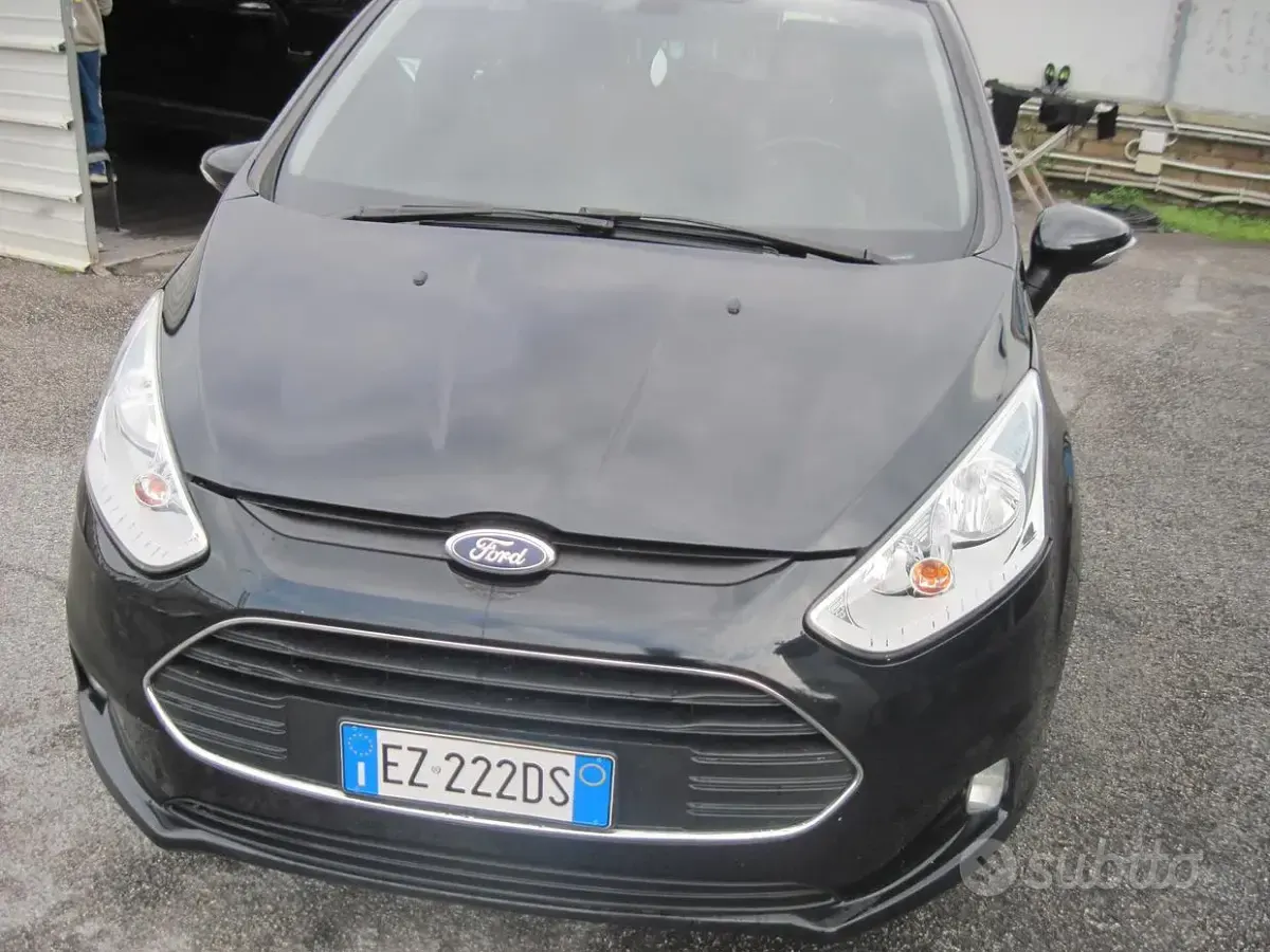 Usata Ford B-MAX Titanium 95 CV (69 kW) 2015 Nero Monovolume