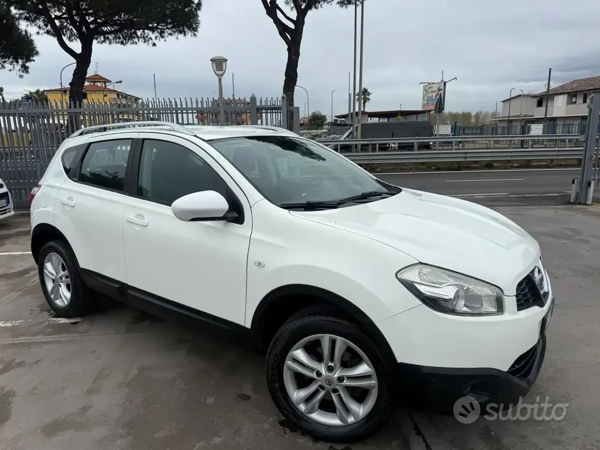 Usata Nissan Qashqai Tekna 110 CV (80 kW) 2010 Bianco SUV