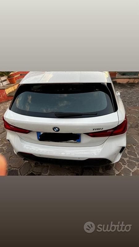 Usata BMW 116 M Sport 109 CV (80 kW) 2022 Bianco Utilitaria