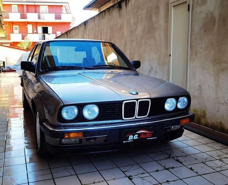 Usata BMW 320 125 CV (91 kW) 1983 Bronzo