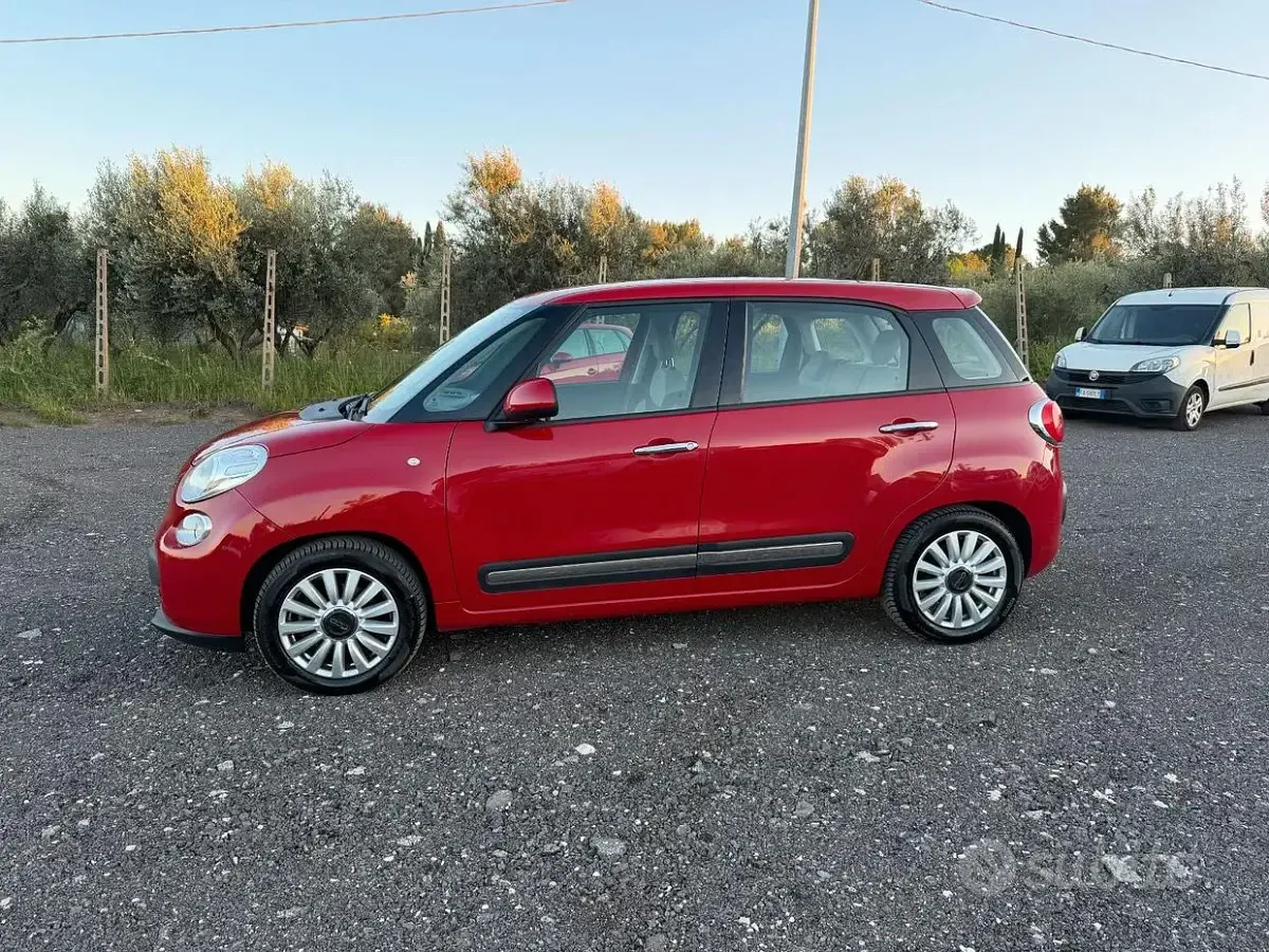 Usata Fiat 500L Lounge 95 CV (69 kW) 2015 Rosso Monovolume