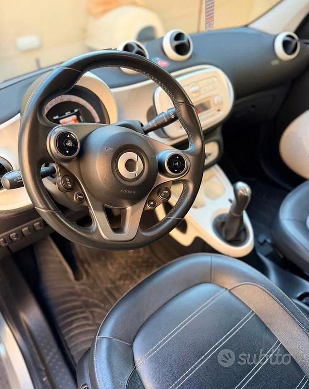 Usata Smart ForFour Prime 2016 Bianco Utilitaria