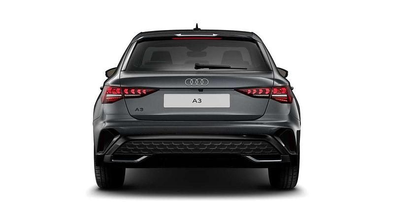Usata Audi A3 Sportback S-Line 150 CV (110 kW) 2025 Grigio Utilitaria