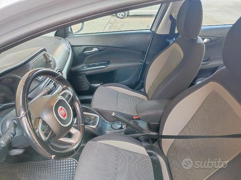 Occasion Fiat Tipo 120 ch (88 kW) 2015 Gris Berline