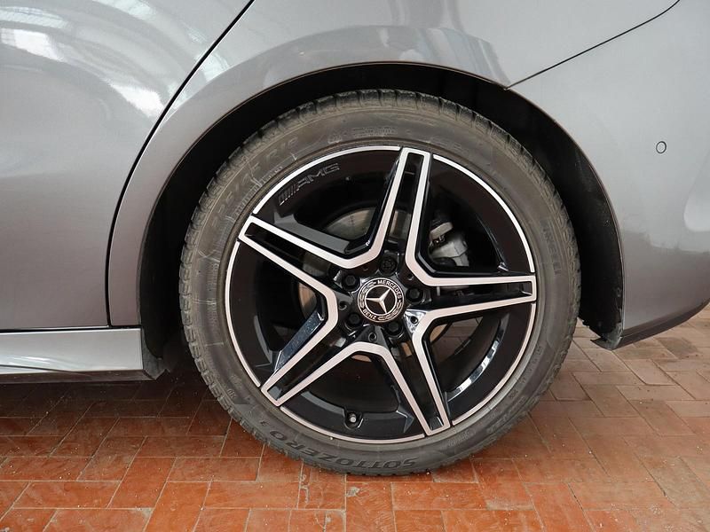 Usata Mercedes B200 Advanced Plus 150 CV (110 kW) 2023 Grigio Monovolume