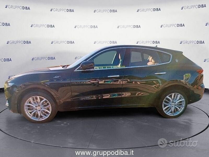 Usata Maserati Levante GT 330 CV (242 kW) 2022 Nero SUV