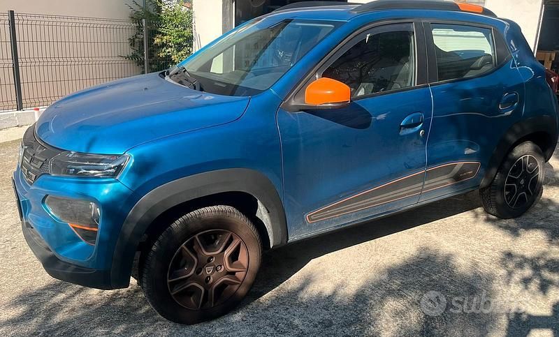Usata Dacia Spring Comfort Plus 2023 Blu Utilitaria
