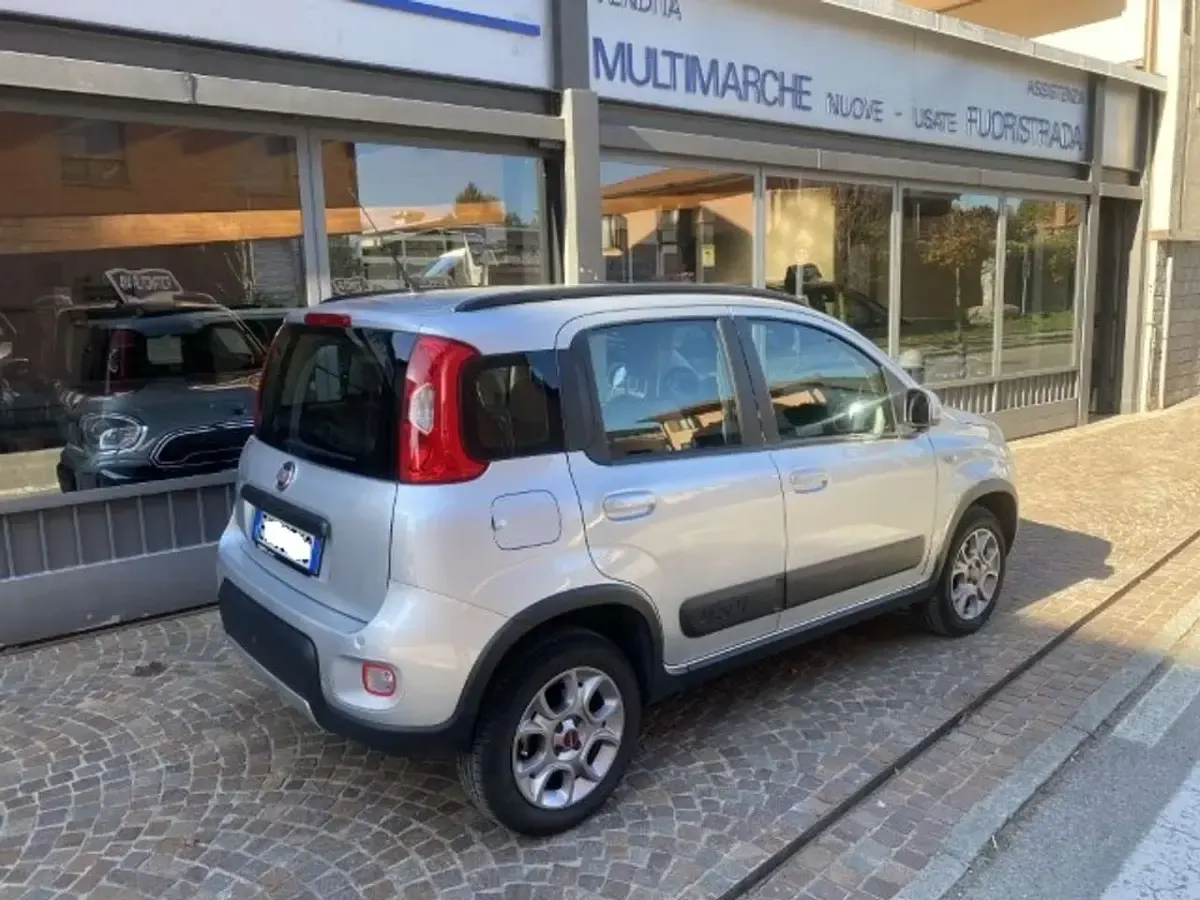 Usata Fiat Panda 4x4 75 CV (55 kW) 2014 Argento Utilitaria