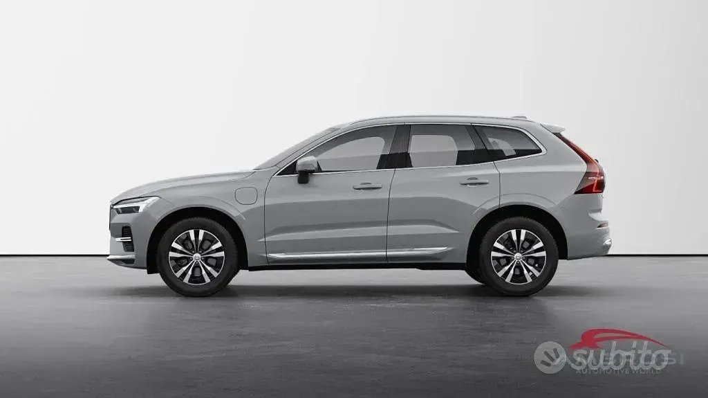 Nuova Volvo XC60 349 CV (256 kW) 2026 Grigio SUV