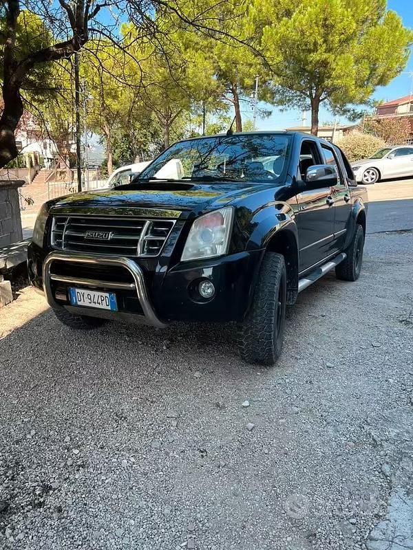 Usata Isuzu D-Max 2009 Nero Pick-up