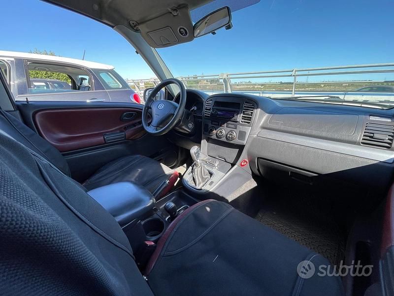 Usata Suzuki Grand Vitara 2004 Grigio SUV