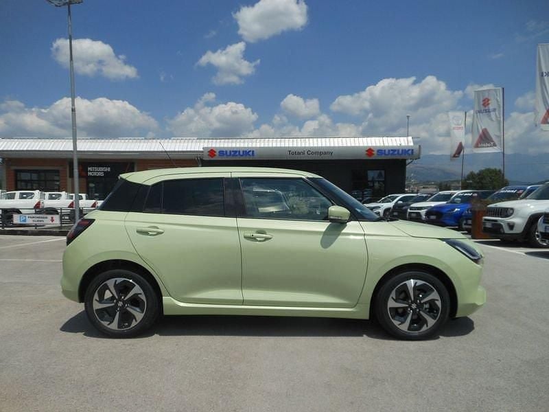 Nuova Suzuki Swift 83 CV (61 kW) 2025 Verde Utilitaria