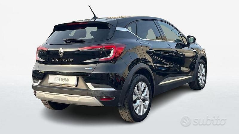 Usata Renault Captur Intens 145 CV (106 kW) 2023 Nero SUV