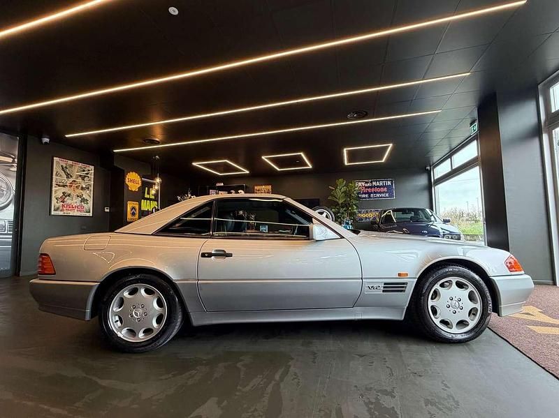 Usata Mercedes SL600 394 CV (289 kW) 1993 Argento Cabrio