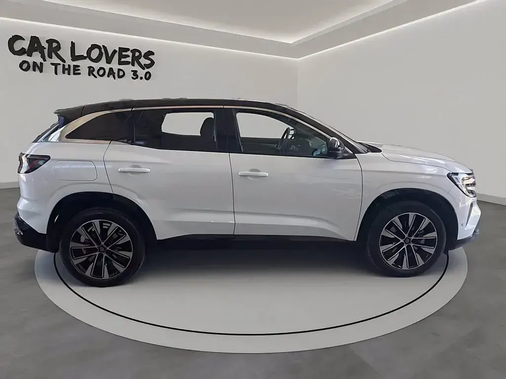 Usata Renault Austral Techno 200 CV (147 kW) 2023 Xui montecarlo bianconero SUV